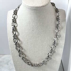 2028 Silver Costume Jewelry necklace